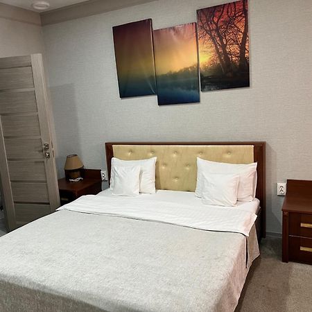 בלץ Elite Hotel מראה חיצוני תמונה