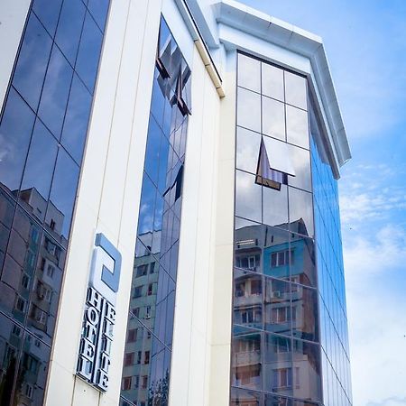 בלץ Elite Hotel מראה חיצוני תמונה
