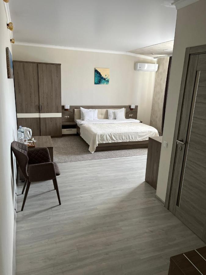 בלץ Elite Hotel מראה חיצוני תמונה
