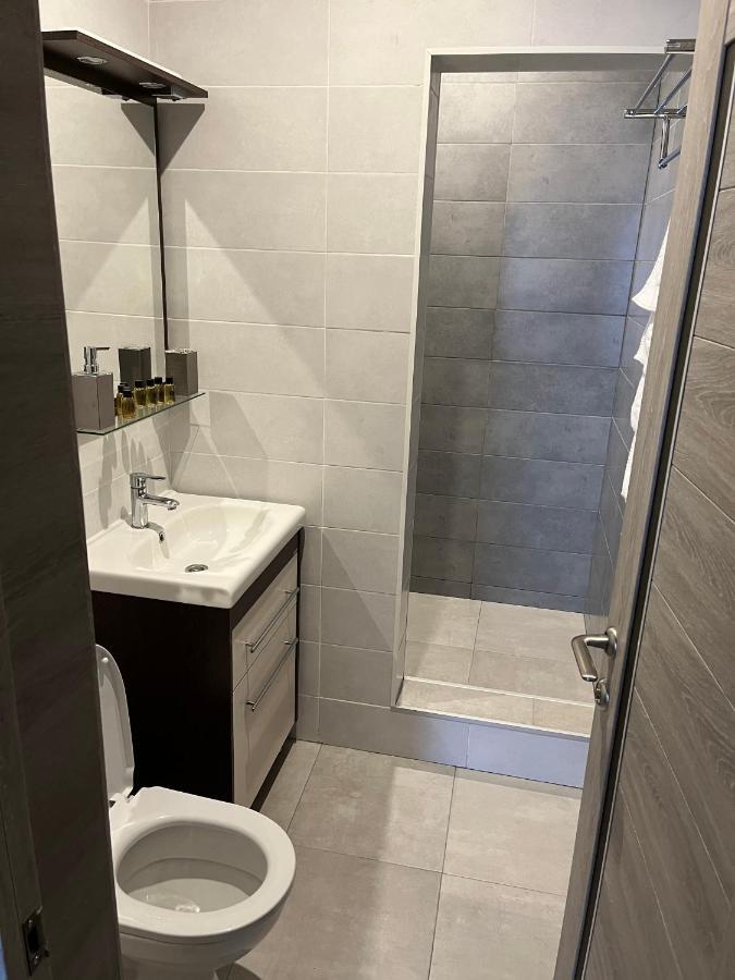 בלץ Elite Hotel מראה חיצוני תמונה