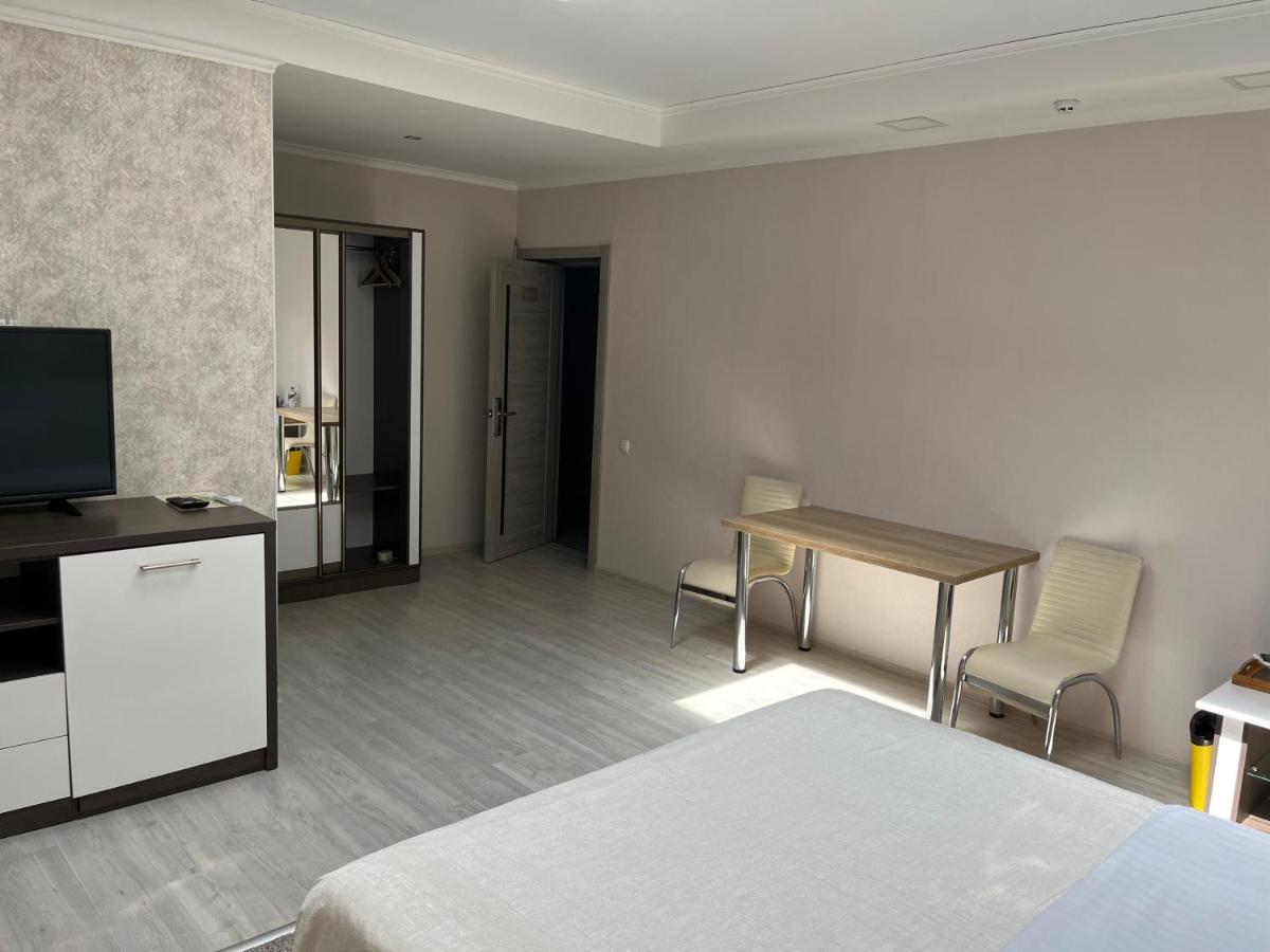 בלץ Elite Hotel מראה חיצוני תמונה