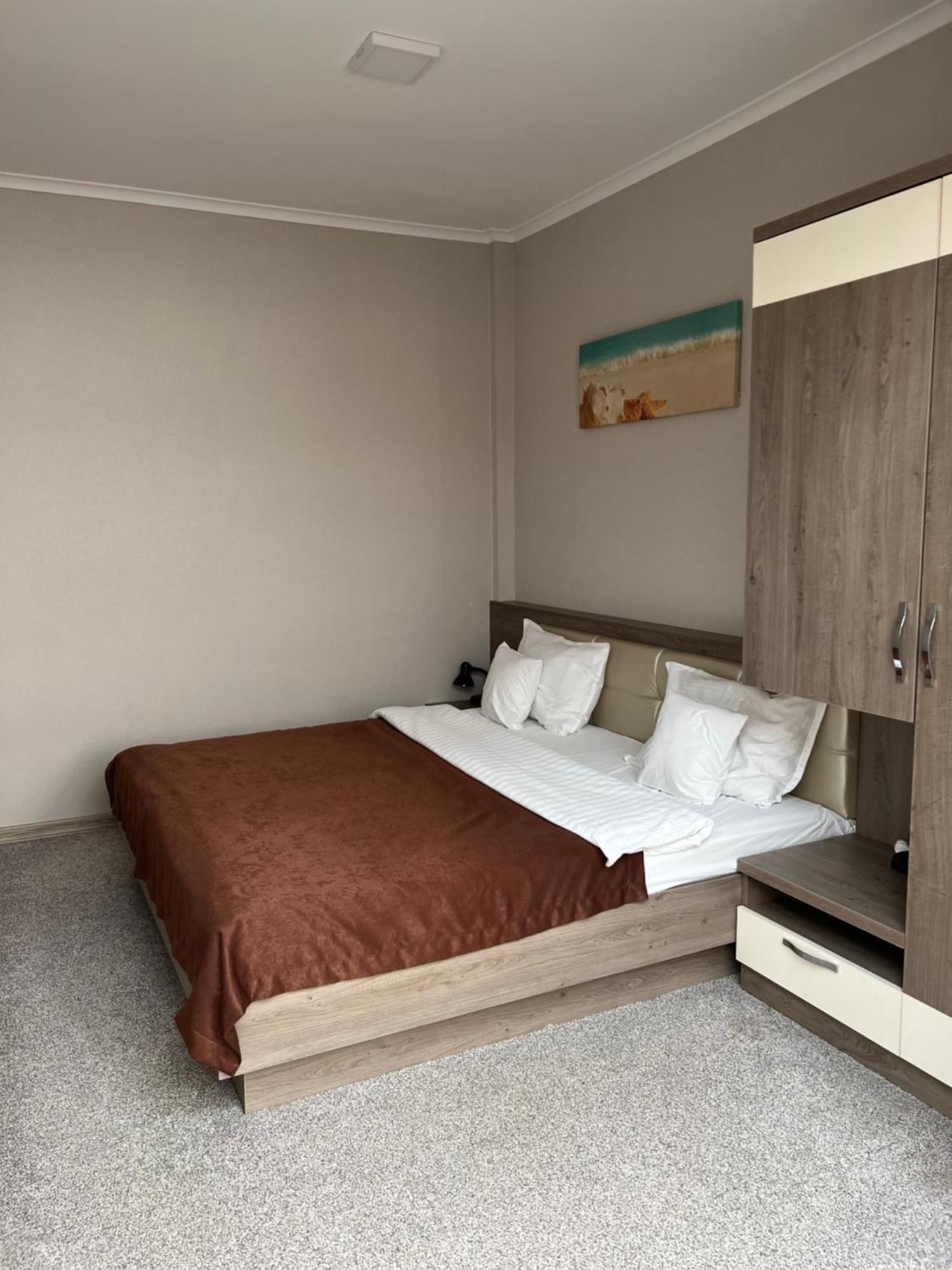 בלץ Elite Hotel מראה חיצוני תמונה
