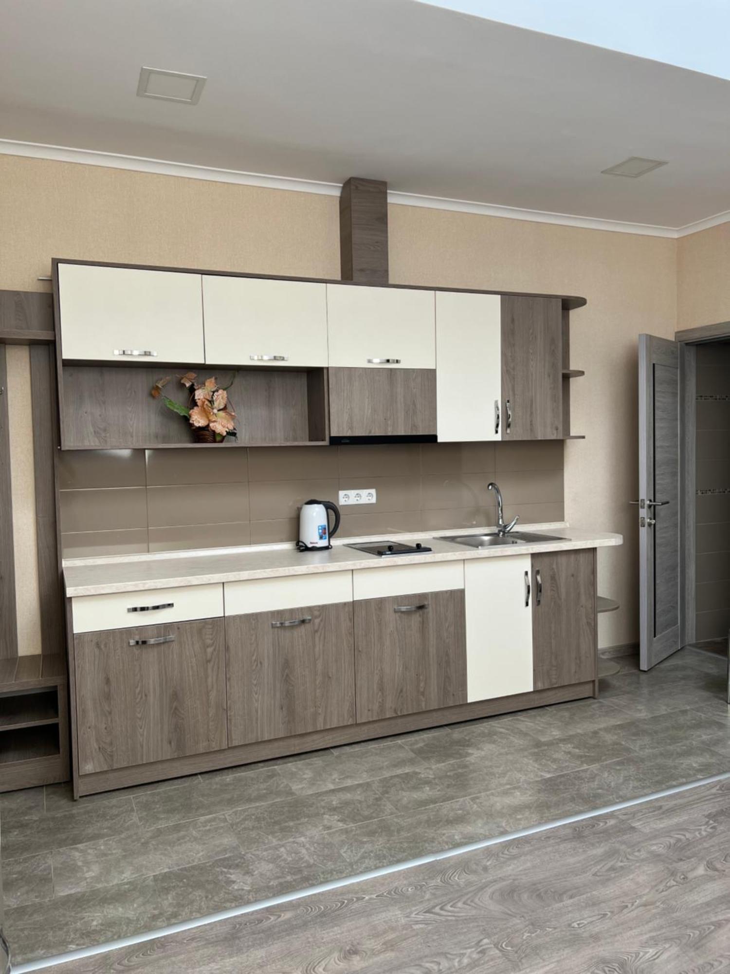 בלץ Elite Hotel מראה חיצוני תמונה