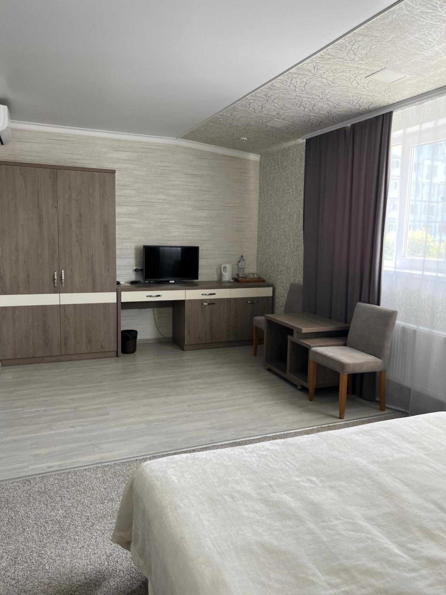 בלץ Elite Hotel מראה חיצוני תמונה