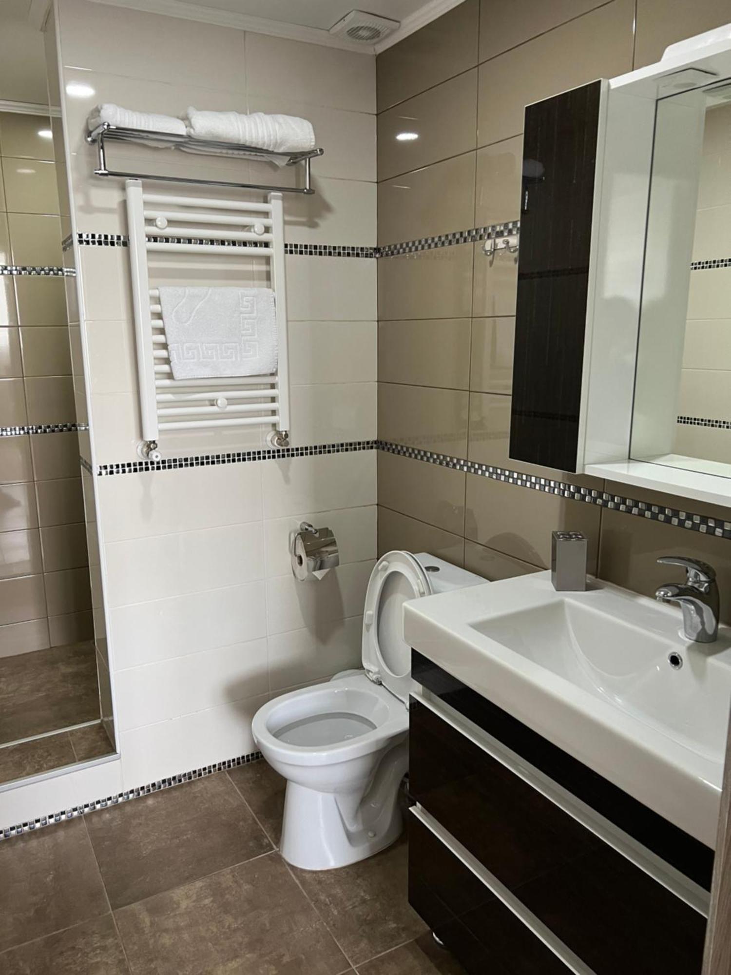 בלץ Elite Hotel מראה חיצוני תמונה