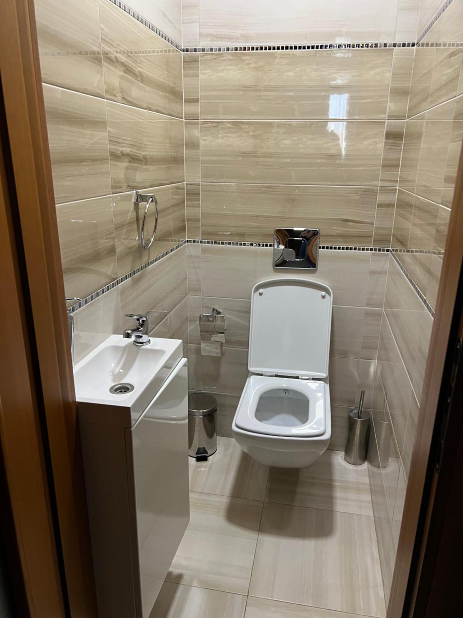 בלץ Elite Hotel מראה חיצוני תמונה