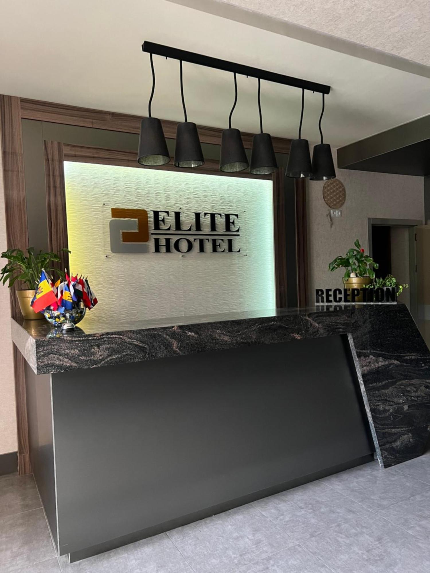 בלץ Elite Hotel מראה חיצוני תמונה