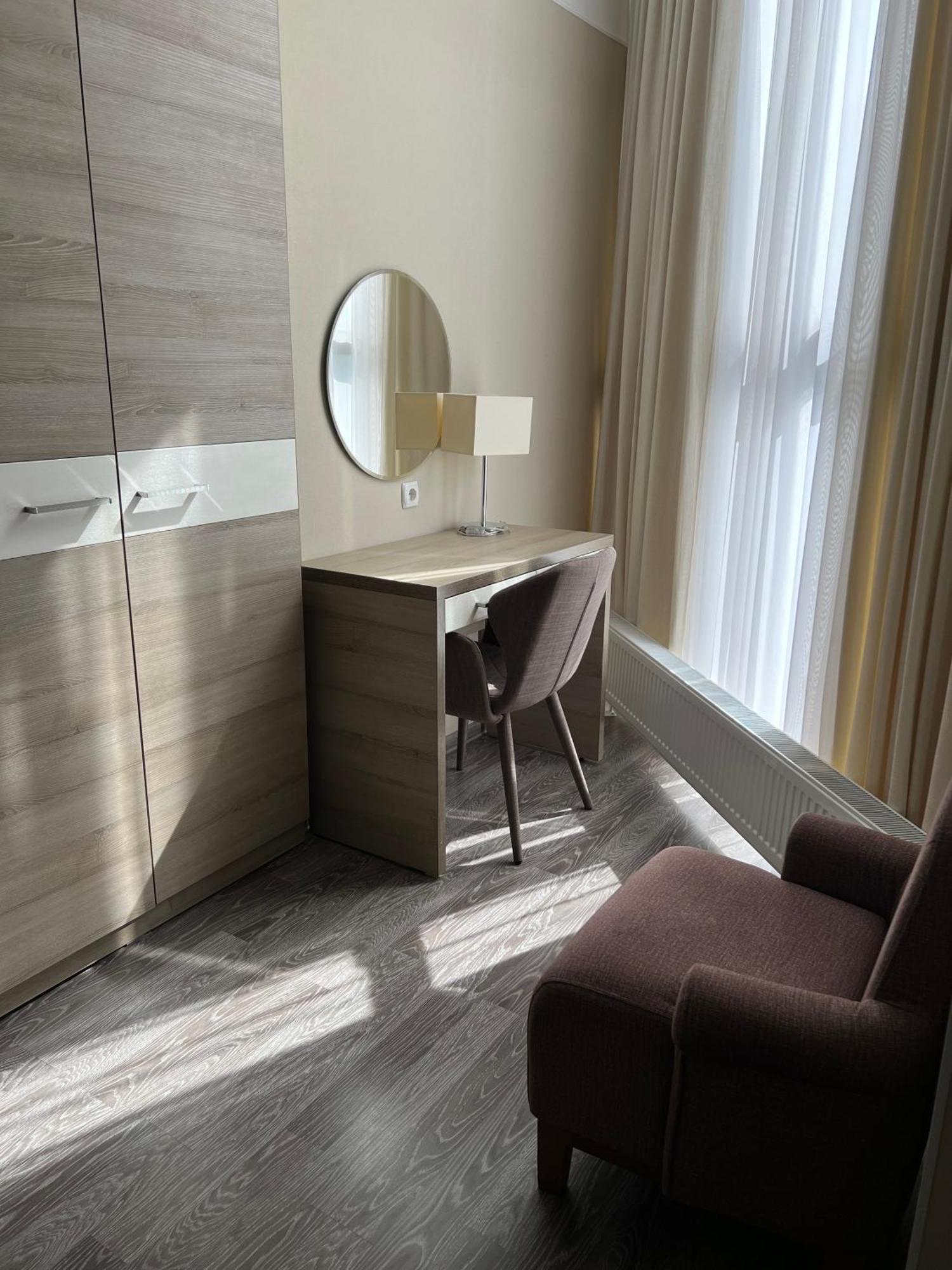 בלץ Elite Hotel מראה חיצוני תמונה