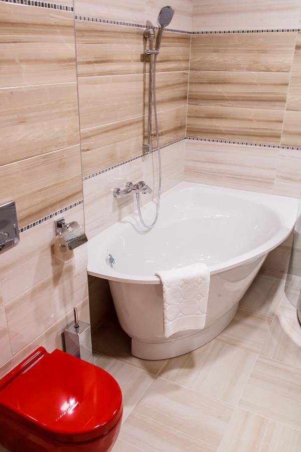 בלץ Elite Hotel מראה חיצוני תמונה