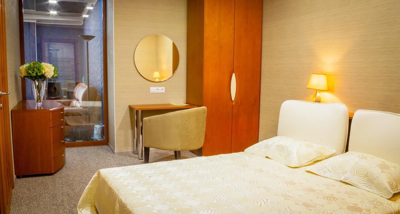 בלץ Elite Hotel מראה חיצוני תמונה