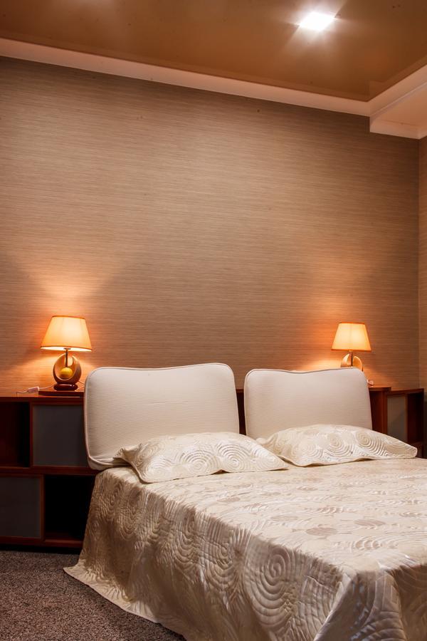 בלץ Elite Hotel מראה חיצוני תמונה